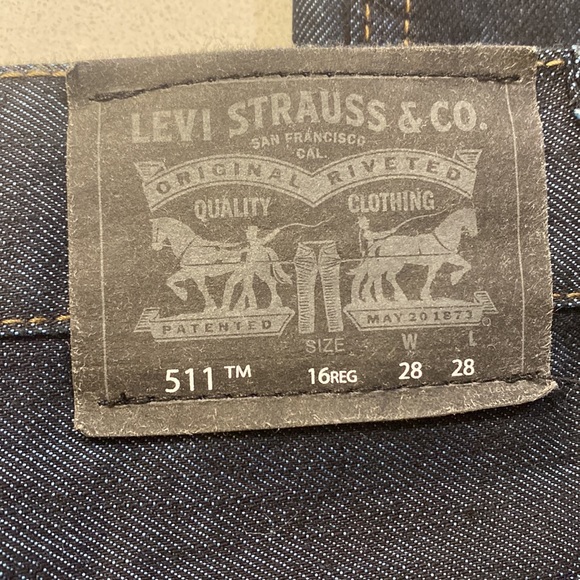 Levi’s boy 16 - Picture 2 of 4